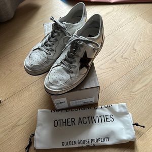 Never worn Ballstar Golden Gooses